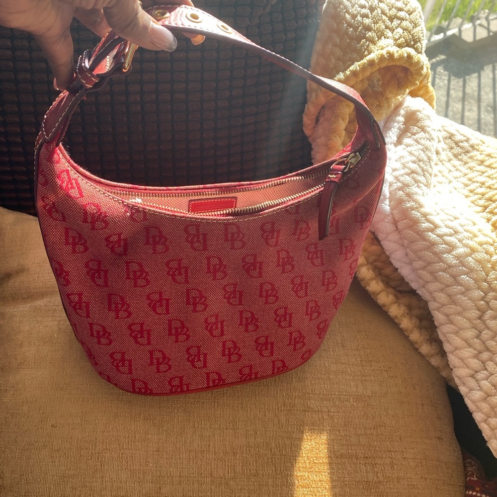 Dooney & Bourke